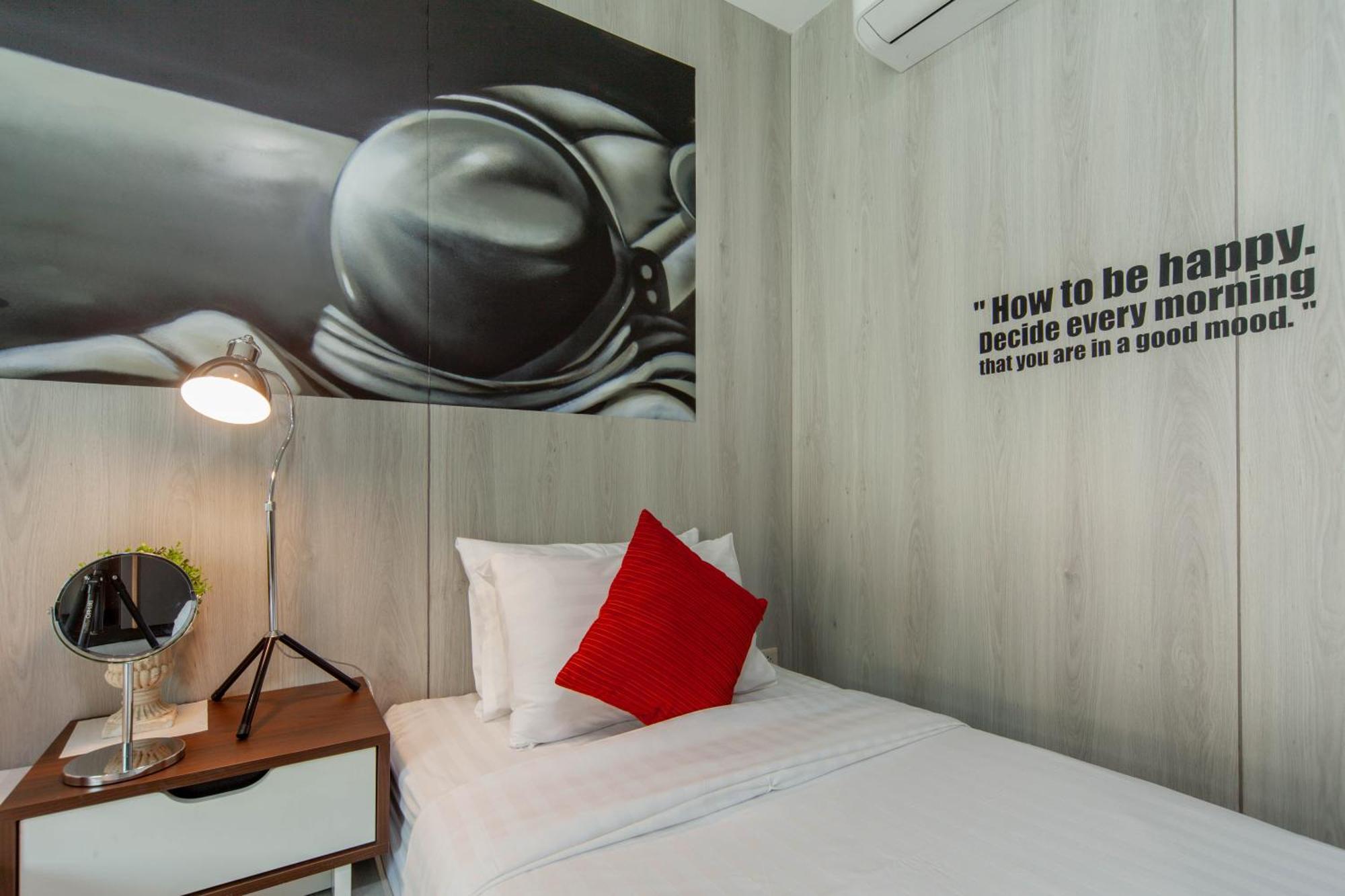 Sleep Walker Poshtel Hostel Chiang Mai Luaran gambar
